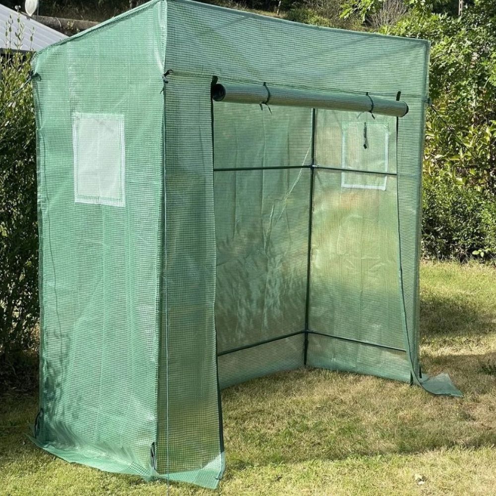 Mini serre de jardin pour terrasse vue globale