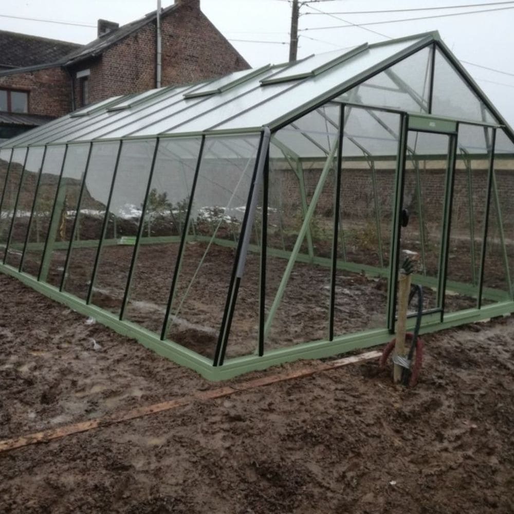 serre de jardin s310h vu de profil