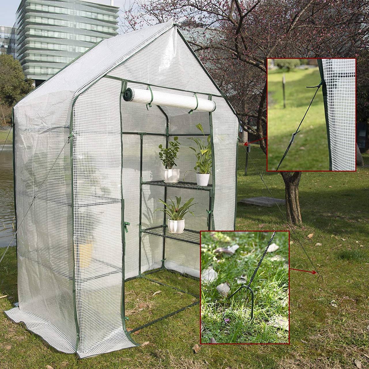 Vue extérieure de la mini serre de jardin pour balcon